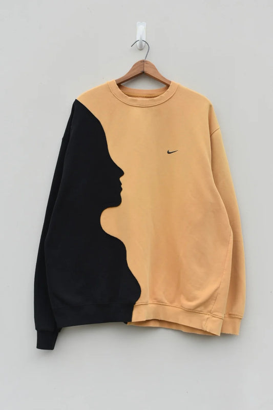 MEZOTER “Shadow Muse” Sweatshirt – Dual Tone Artistic Oversized Unisex Crewneck