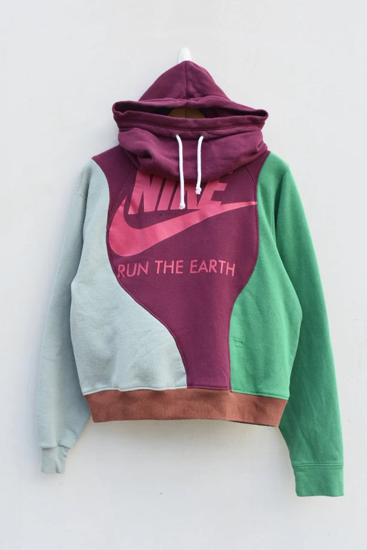 MEZOTER “Earth Runner” Multicolor Hoodie – Unisex Oversized Streetwear Pullover