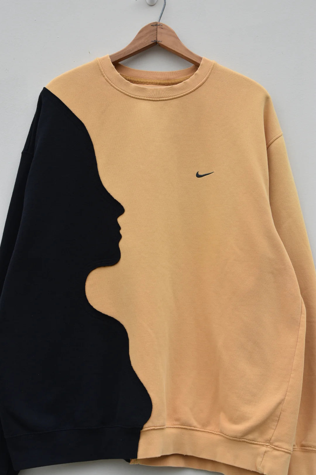 MEZOTER “Shadow Muse” Sweatshirt – Dual Tone Artistic Oversized Unisex Crewneck