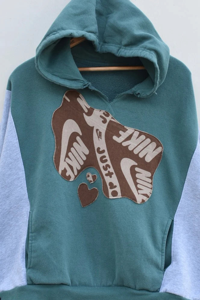 MEZOTER “Rust Love” Patchwork Hoodie – Unisex Vintage Streetwear Pullover