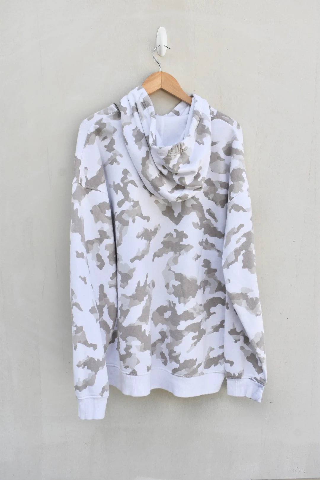 MEZOTER “SoulGuard” Hoodie – White Camo ‘Protect Your Soul Not Ur Ego’ Streetwear Hoodie