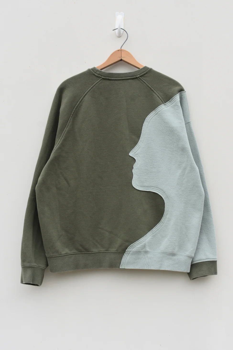 MEZOTER “Mindscape” Sweatshirt – Olive Green Dual-Tone Oversized Artistic Crewneck