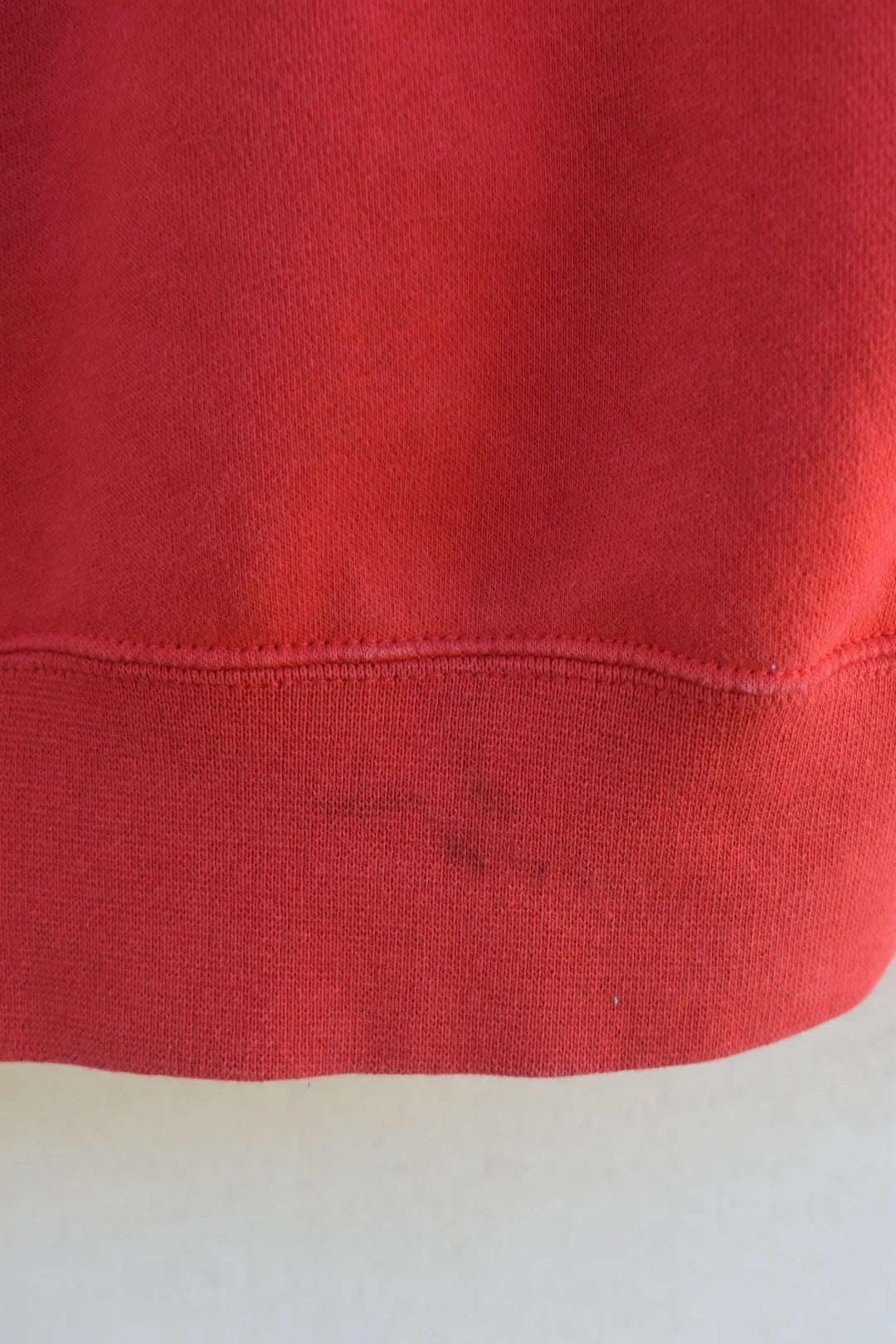 MEZOTER “Royal Cat” Graphic Hoodie – Unisex Red Streetwear Pullover