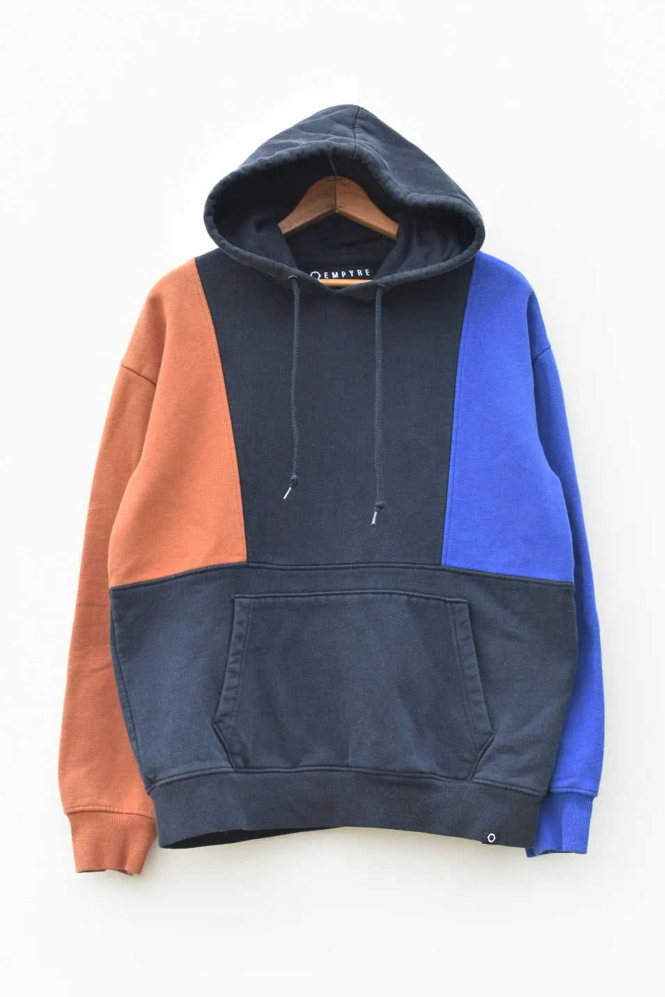 MEZOTER “Urban Block” Tricolor Hoodie – Unisex Oversized Streetwear Pullover