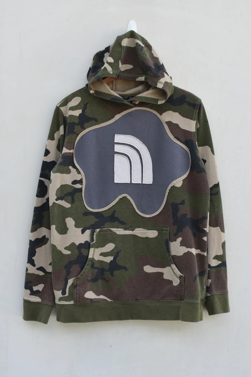 MEZOTER “Urban Camo Wave” Hoodie – Military Camouflage Hoodie with Grey Logo Patch