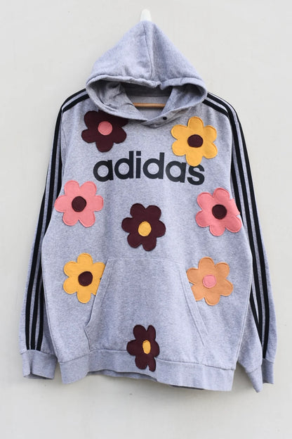 🌼 MEZOTER “Retro Bloom” Flower Hoodie – Unisex Grey Streetwear Pullover