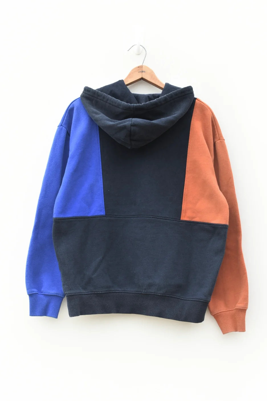 MEZOTER “Urban Block” Tricolor Hoodie – Unisex Oversized Streetwear Pullover