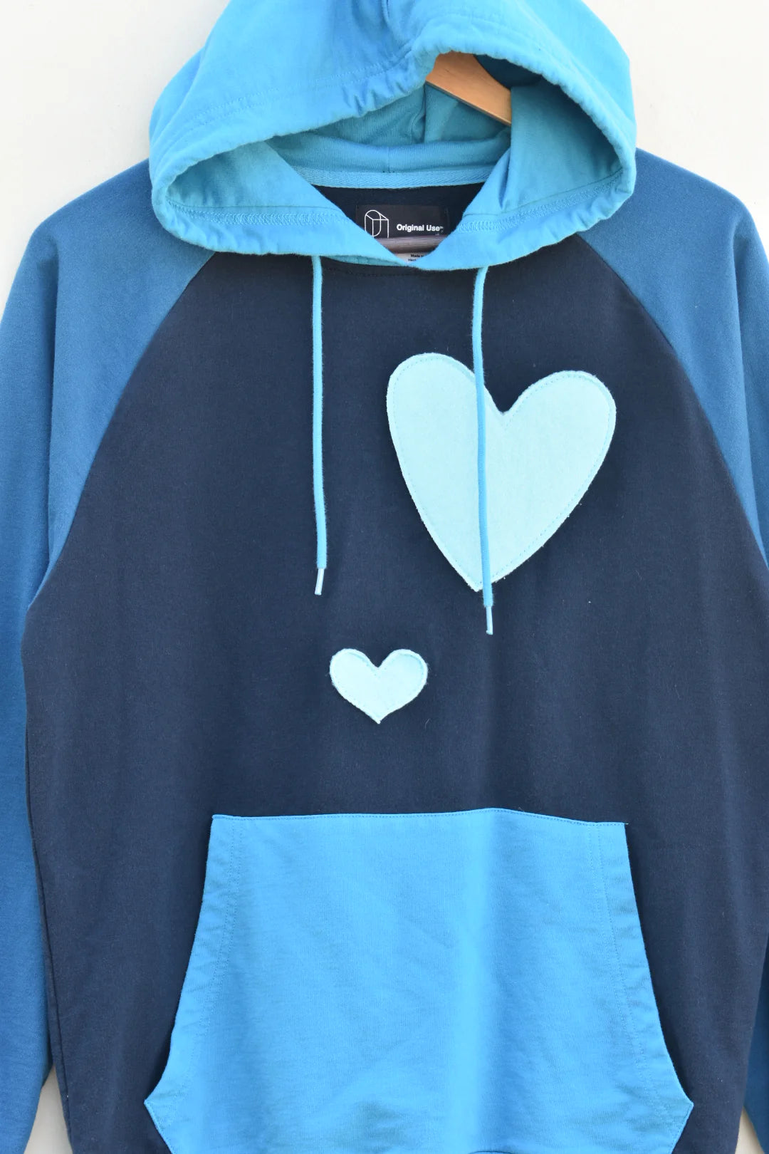 💙MEZOTER “HeartCore” Hoodie – Dual Blue Love Patch Oversized Sweatshirt