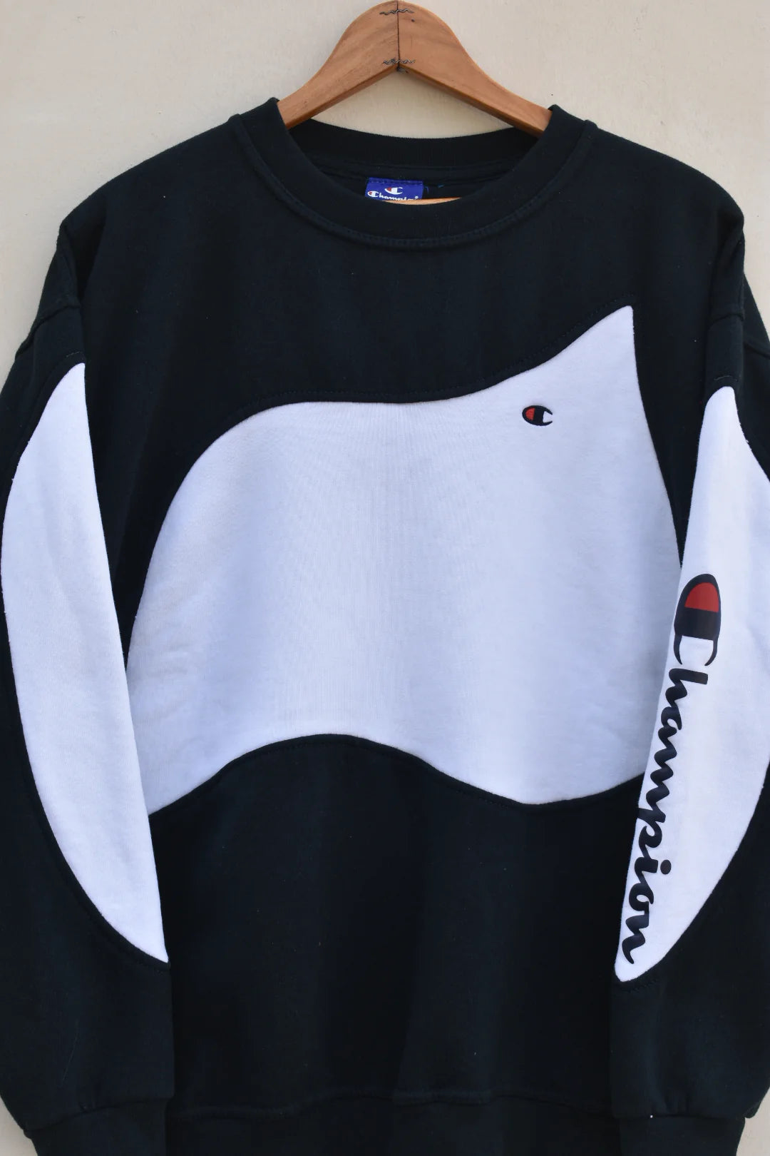 MEZOTER “WaveFlex” Sweatshirt – Champion Black & White Oversized Crewneck